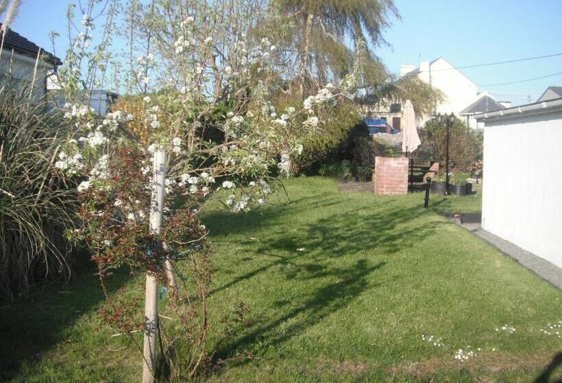 Castlemaine House B&b