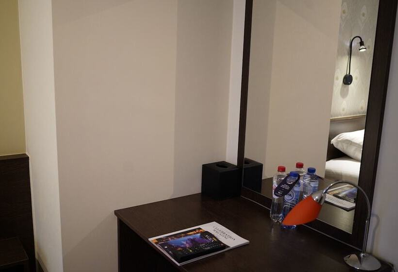 Corner House By Wp Hotels