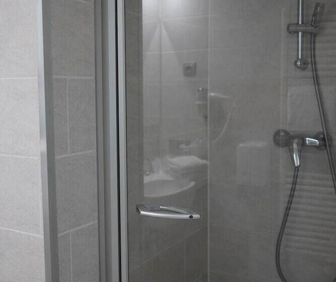 Corner House By Wp Hotels