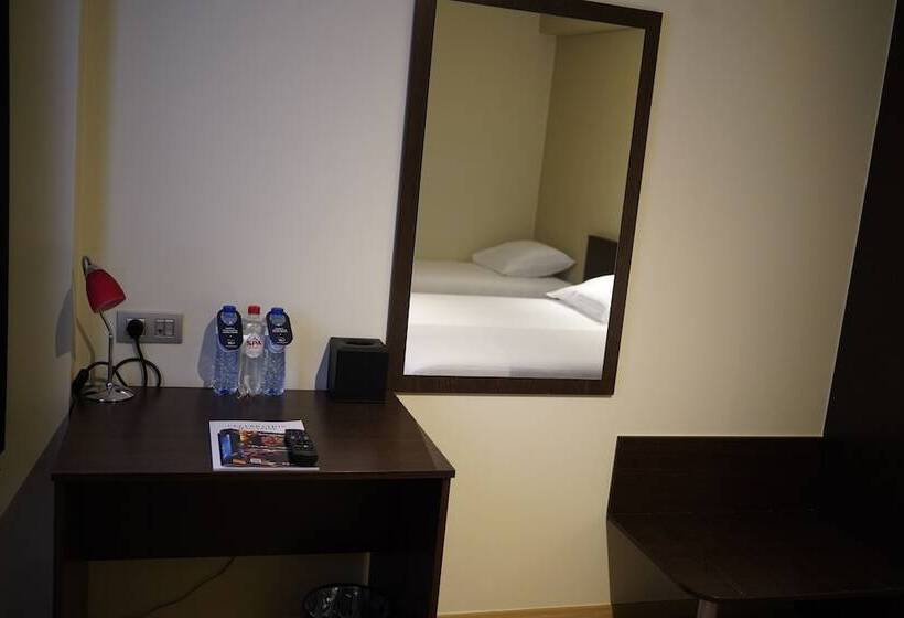 Corner House By Wp Hotels