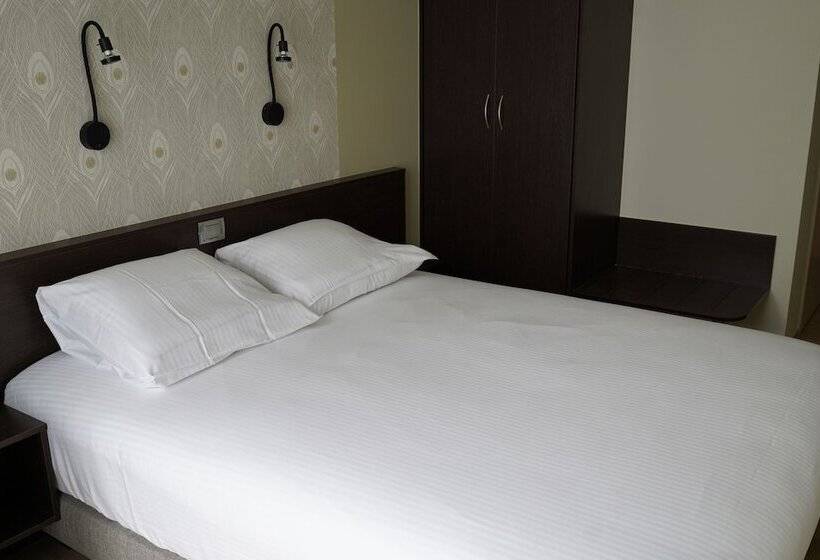 Corner House By Wp Hotels