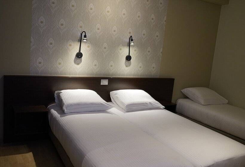 Corner House By Wp Hotels