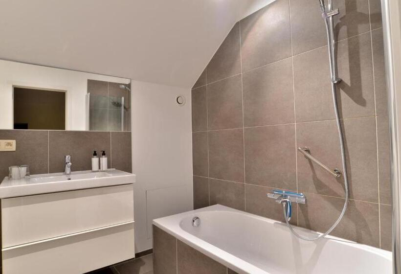 Durbuy ô Restaurant Hotel Recharge Electric Car