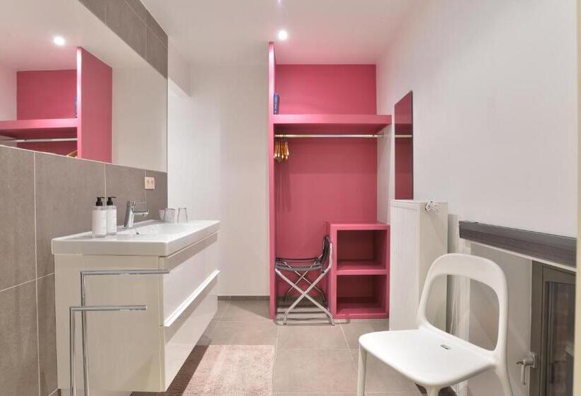 Durbuy ô Restaurant Hotel Recharge Electric Car