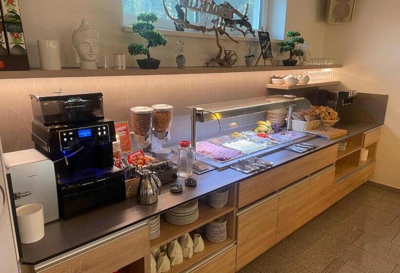 Highway   Bed & Breakfast