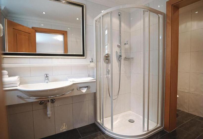 Отель Acerina Superior