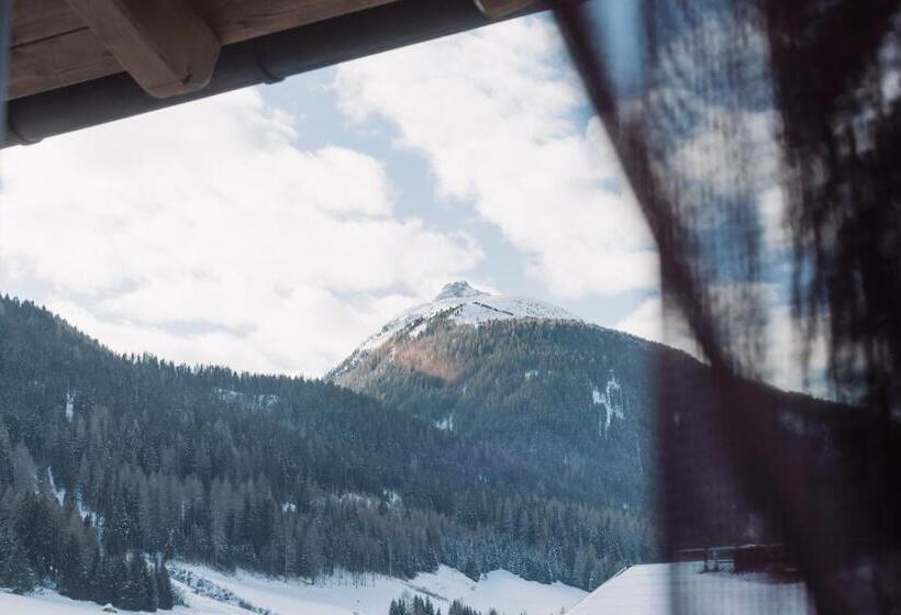 호텔 Alp Larain B&b