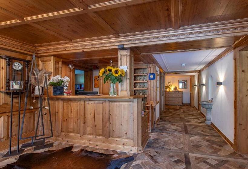 Отель Alpenrose