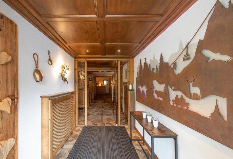 Отель Alpenrose