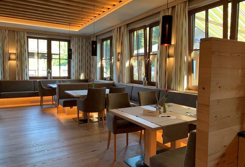 فندق Alpenrose Mühlbach Am Hochkönig