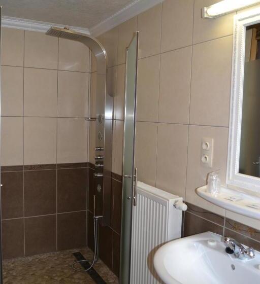 Отель Auberge Au Naturel Des Ardennes