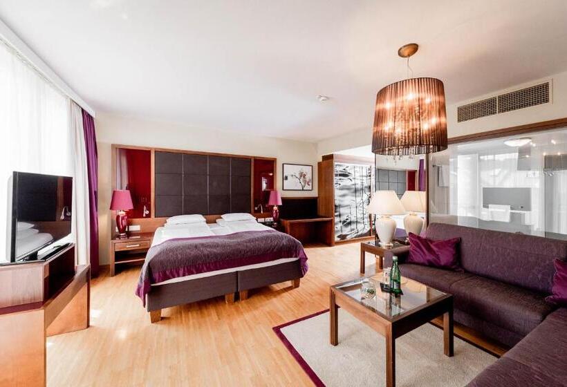 Отель Avita Resort Bad Tatzmannsdorf