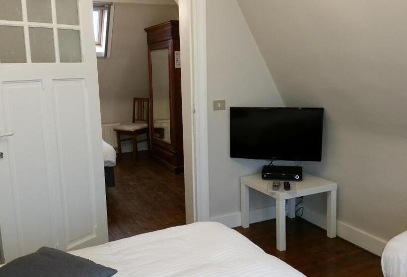 בית מלון כפרי B&b Charles Cabour