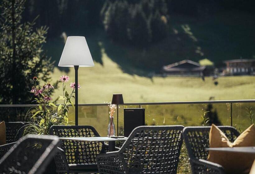 Отель Bergkristall Zillertal   Adults Only 16 Years Plus