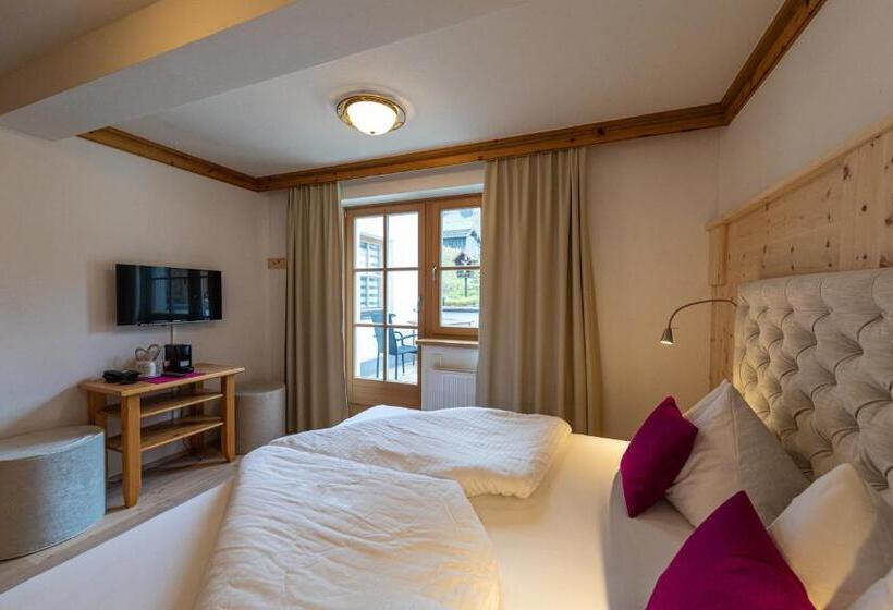 فندق Und Alpen Apartments Mit Sauna   Bürglhöh