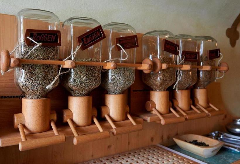 בית מלון כפרי Chen Döllacher Dorfwirtshaus