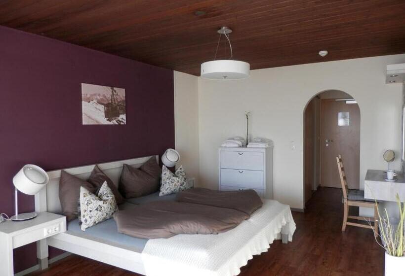 בית מלון כפרי Dahoam By Sarina Rooms & Suites