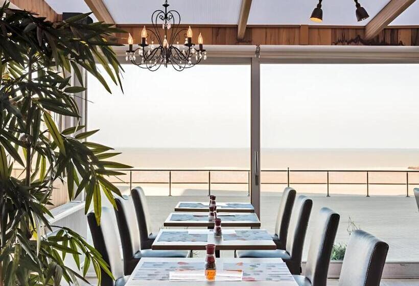 בית מלון כפרי De Zeebries Budget