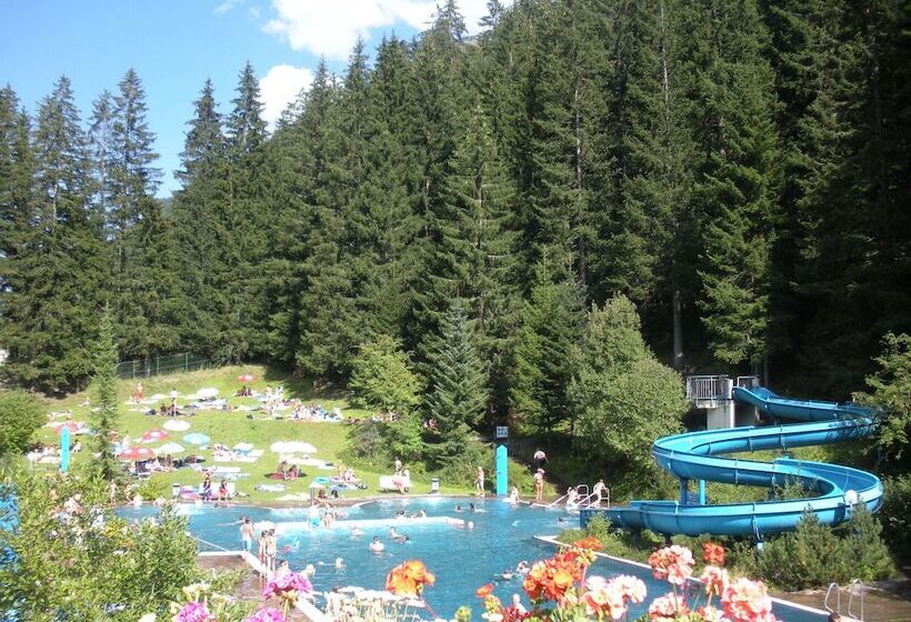 فندق Garni Central   Zimmer   Studios   Apartments