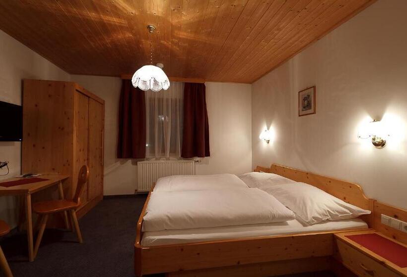 ホテル Garni Feichter