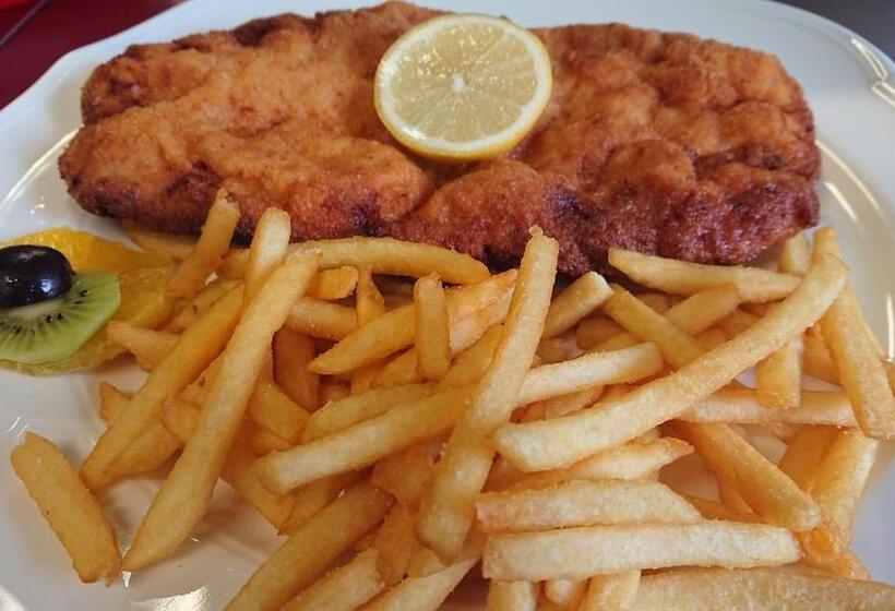 ホテル Garni Feichter