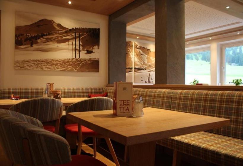 هتل Garni Lärchenhof