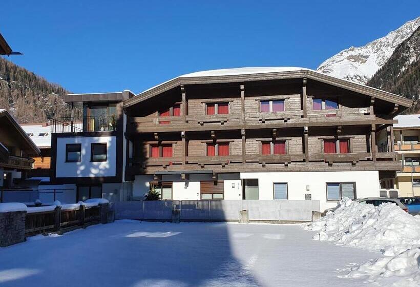 هتل Garni Maria Theresia