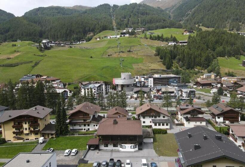 هتل Garni Maria Theresia