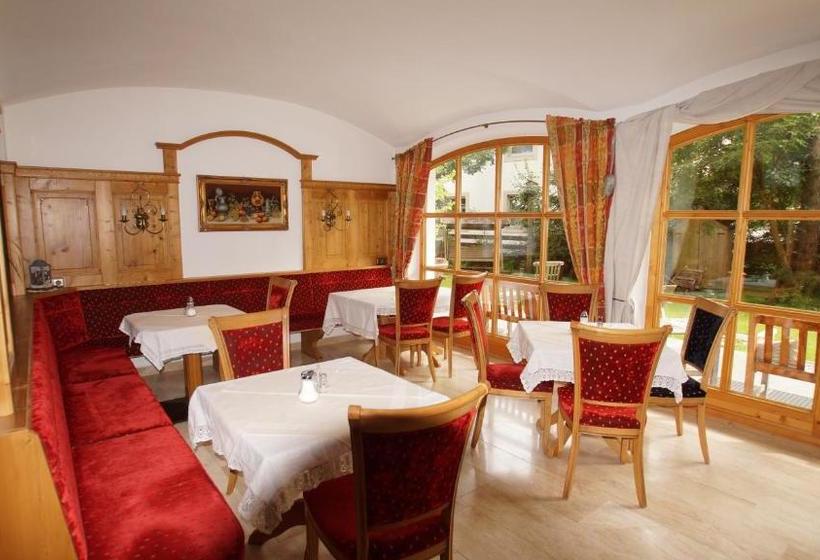 هتل Garni Obermair