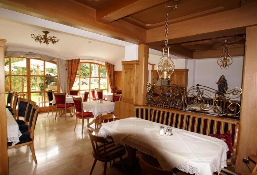 هتل Garni Obermair