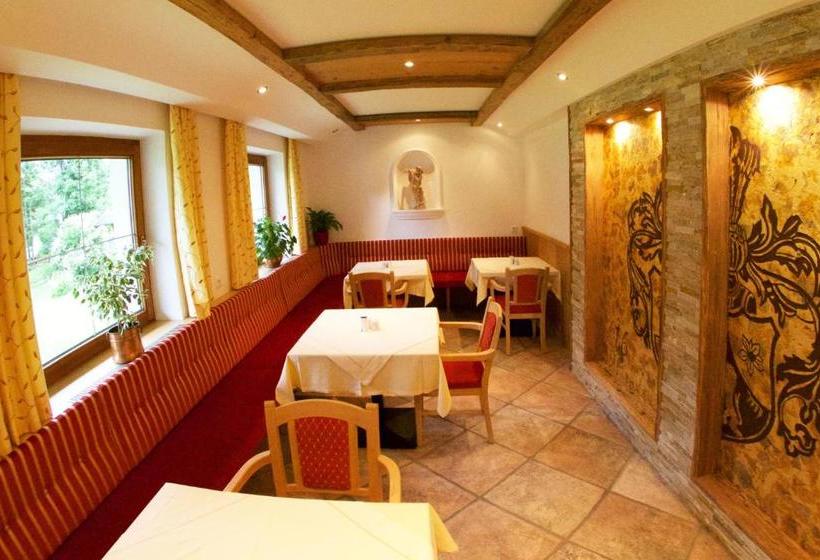 هتل Garni Weidacherhof