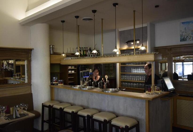 فندق Gasthof 't Zweerd