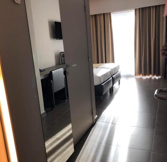 Отель Gemeente Huis