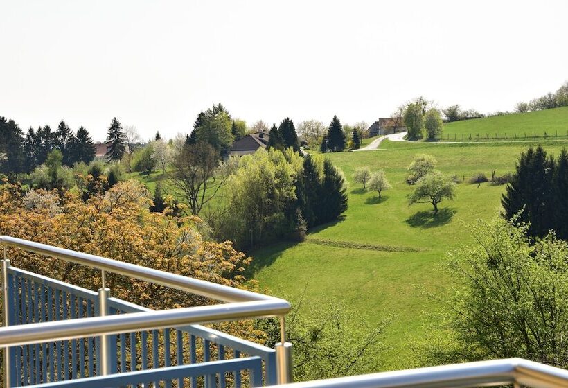 Golf & Thermenland Sonnenpension Frühstückshotel Burgauberg Stegersbach