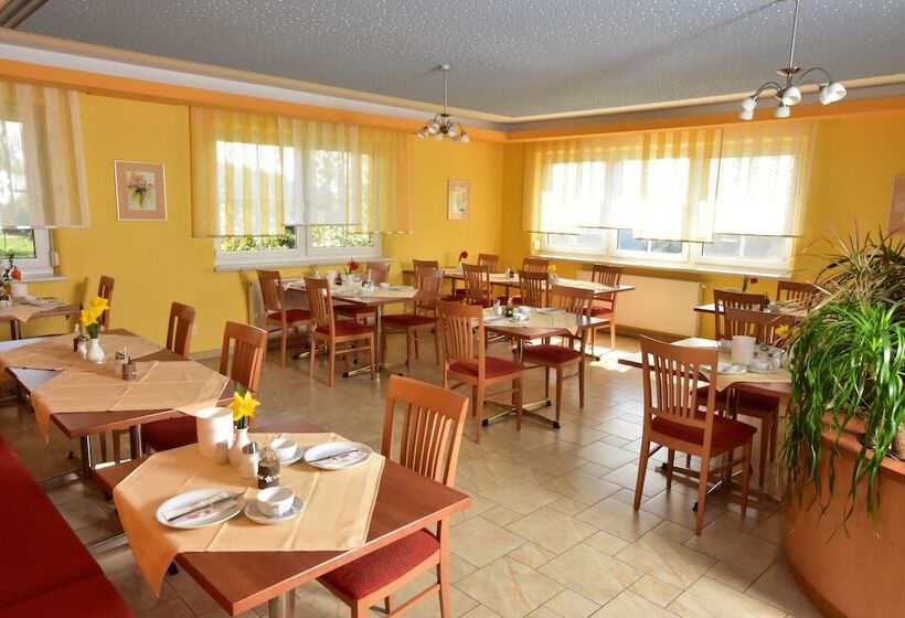 Golf & Thermenland Sonnenpension Frühstückshotel Burgauberg Stegersbach