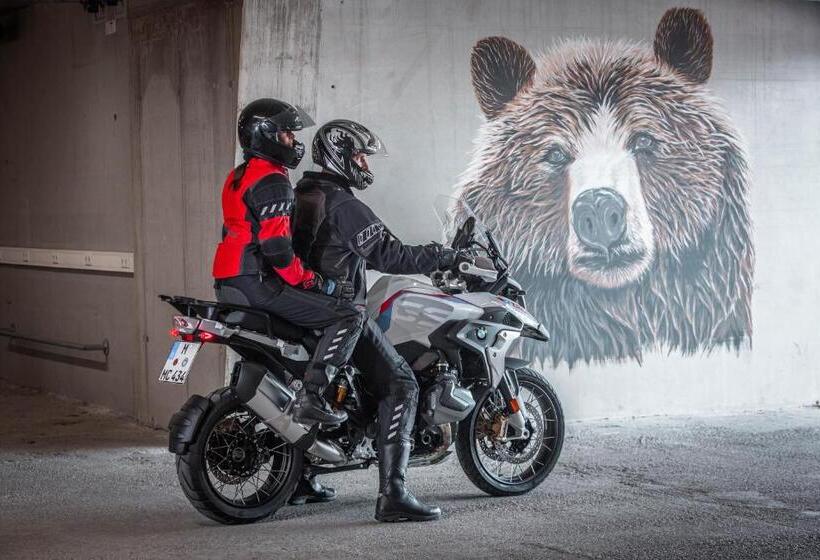 בית מלון כפרי Grizzly Sport & Motorrad Resort