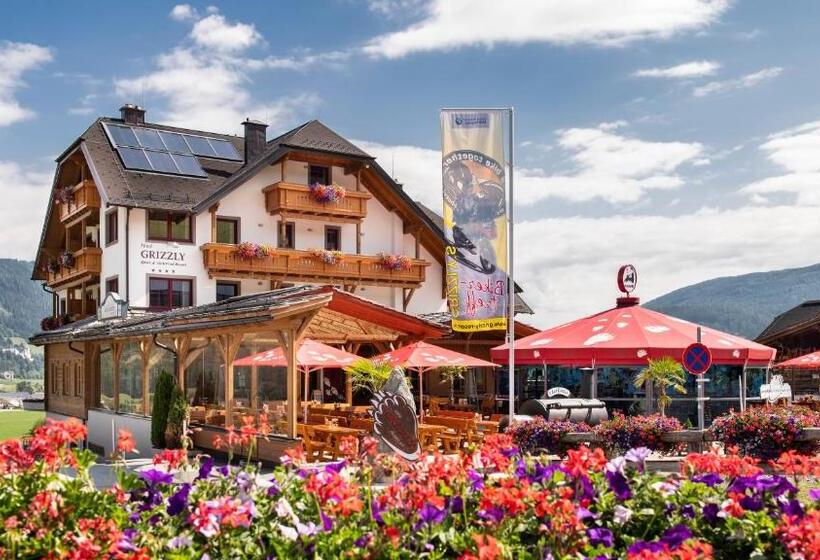 בית מלון כפרי Grizzly Sport & Motorrad Resort