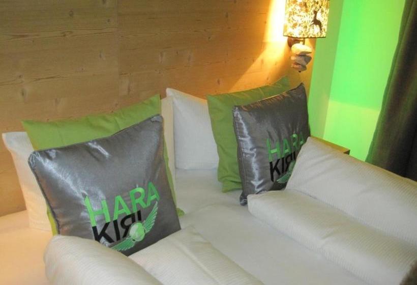 هتل Harakiri Lodgings Und Apresski