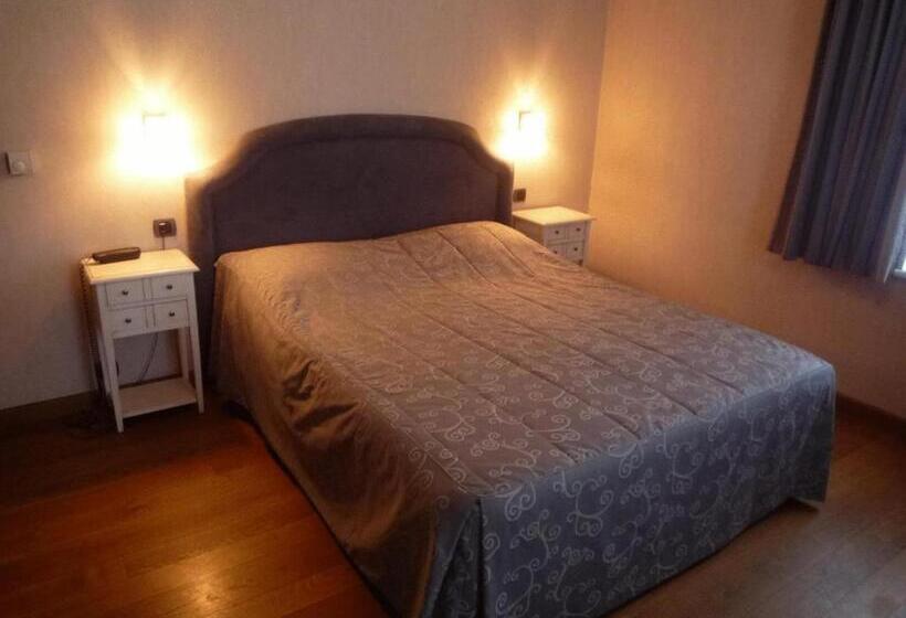 فندق Le Château De Rendeux