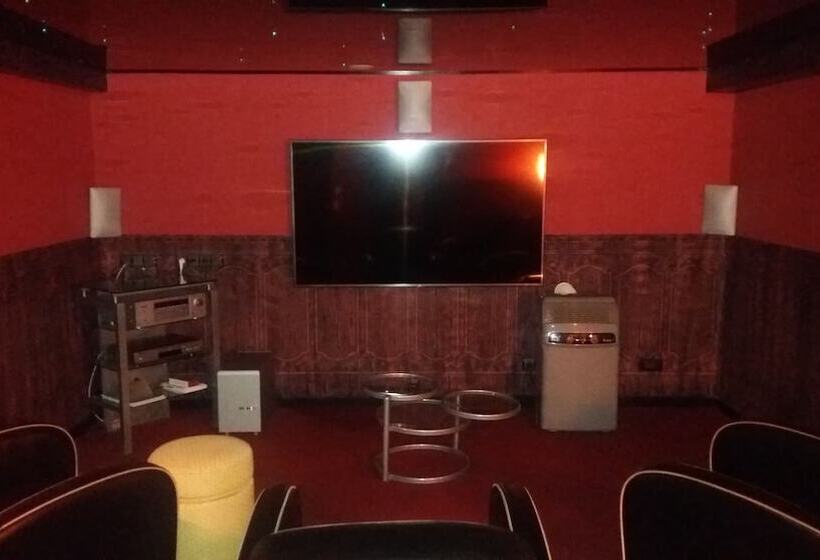 فندق Le Pole Europeen