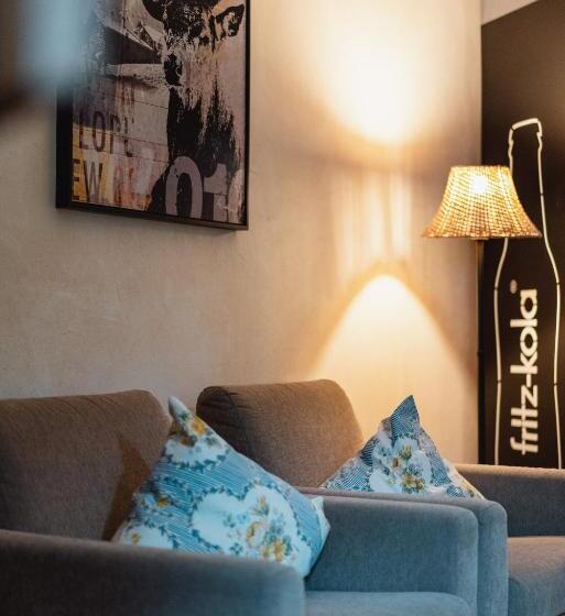 בית מלון כפרי Mons Suites Wine Passion