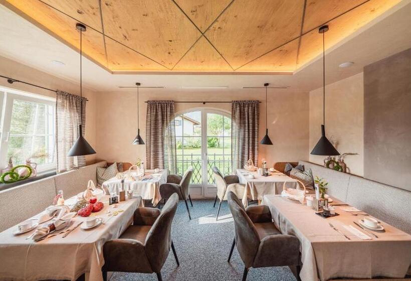 בית מלון כפרי Mons Suites Wine Passion