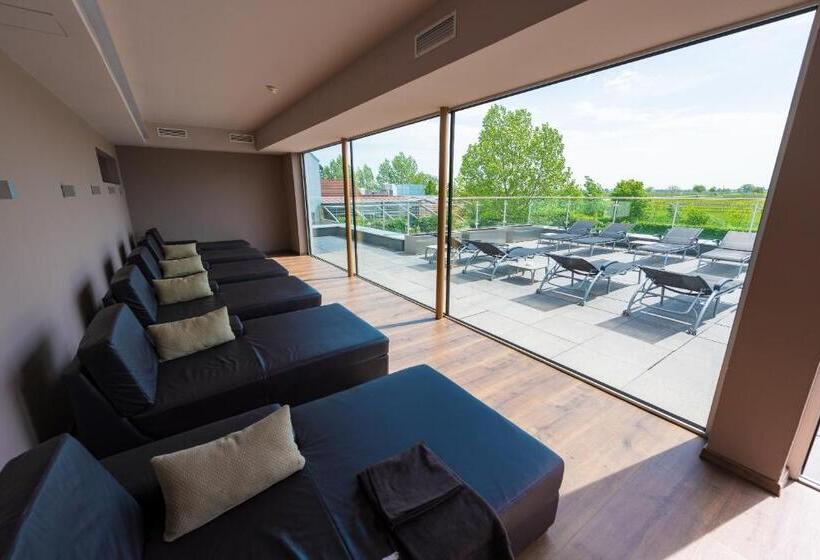 Отель Nationalpark