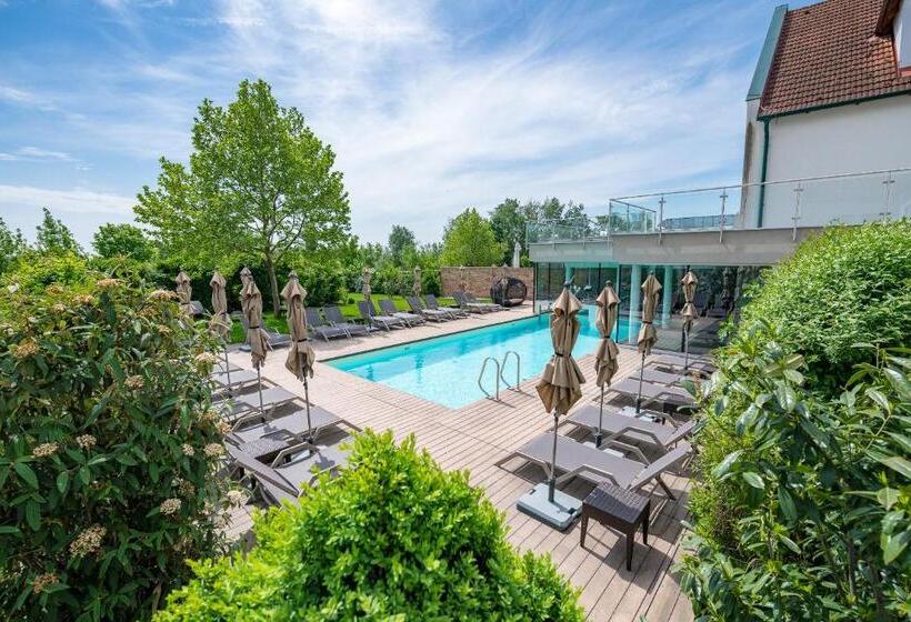 Отель Nationalpark