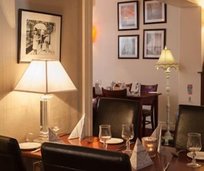 New Park Hotel Athenry