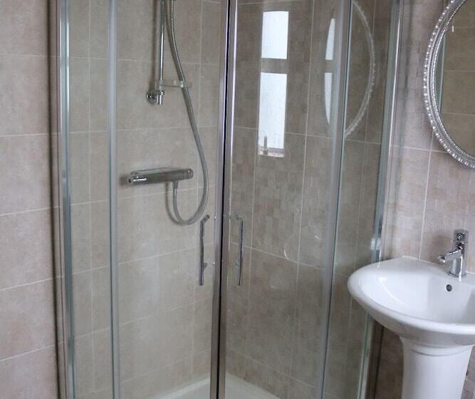 New Park Hotel Athenry