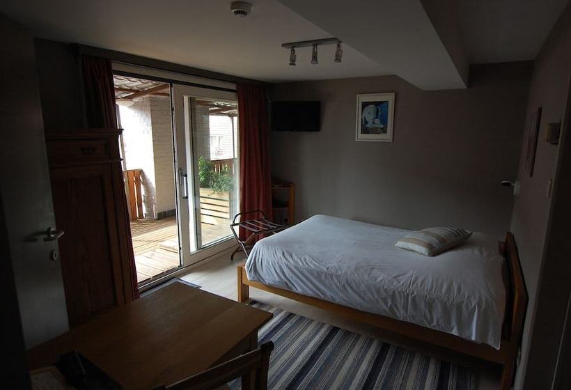 בית מלון כפרי Piano 2   Mont St Guibert   Louvain La Neuve