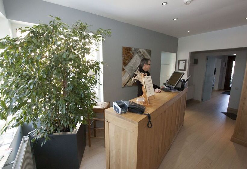 בית מלון כפרי Piano 2   Mont St Guibert   Louvain La Neuve