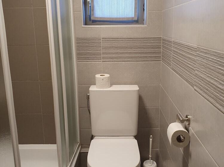 ホテル Piano 2   Mont St Guibert   Louvain La Neuve