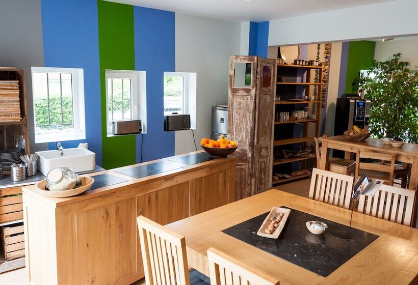 בית מלון כפרי Piano 2   Mont St Guibert   Louvain La Neuve